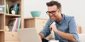 Crédito pessoal: 6 cuidados a ter antes de assinar contrato