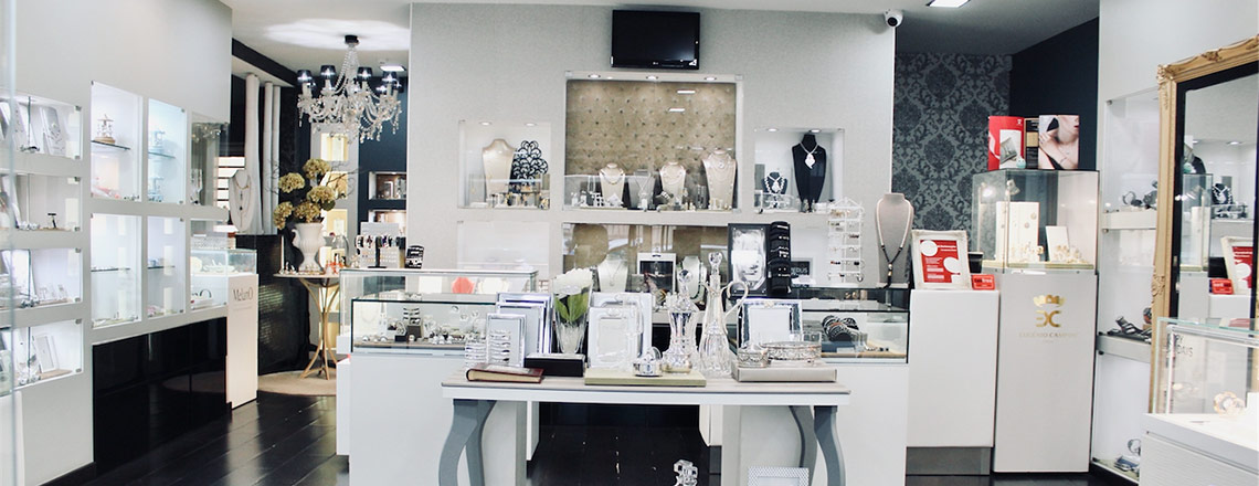 Carla Joias - Ourivesaria