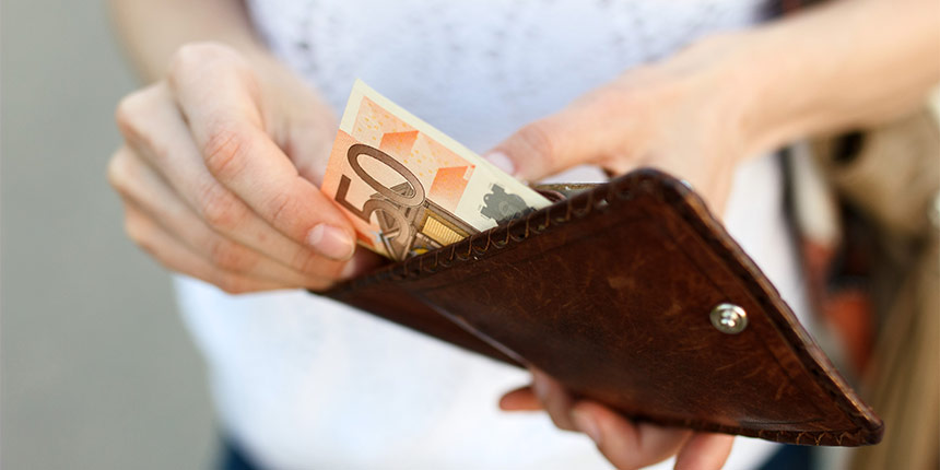 Pagamentos em dinheiro