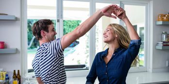 Os casais podem entregar o IRS em conjunto ou em separado.