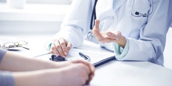 Seguro de saúde pago pela empresa pode dar lugar ao pagamento de IRS.