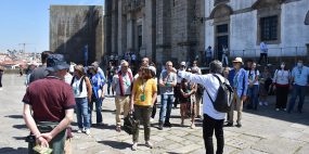 Estórias e Lendas do Caminho de Santiago por Joel Cleto – Da Ribeira à Catedral do Porto - Associação Mutualista Montepio