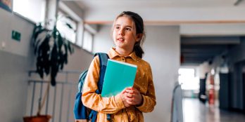 Manuais escolares gratuitos na plataforma MEGA