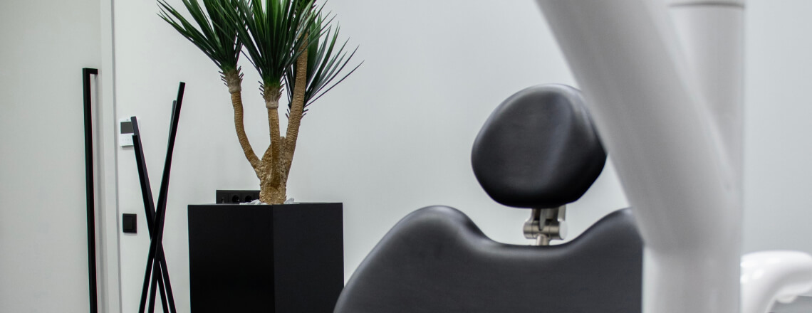 Dental Light - Clínicas Dentárias